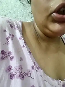 Snapshot of sona_babe456 chatting on 07.17.26 sona babe456 online show from 07.17.26
