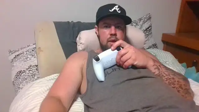 Snapshot of SexyCanadianMan chatting on 06.15.26 SexyCanadianMan online show from 06.15.26