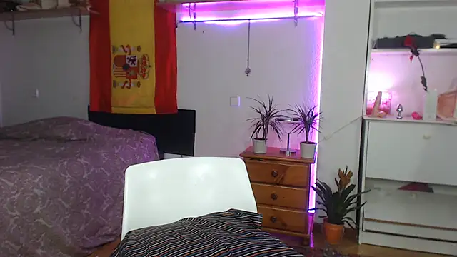 Snapshot of PersianAbs chatting on 07.23.26 PersianAbs online show from 07.23.26