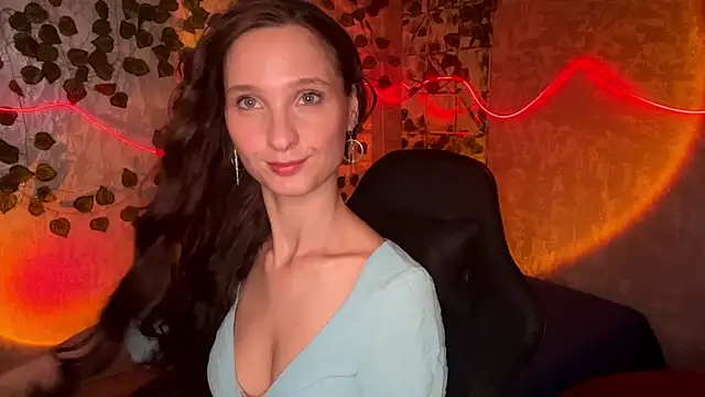Snapshot of GensaFlara chatting on 07.22.26 GensaFlara online show from 07.22.26