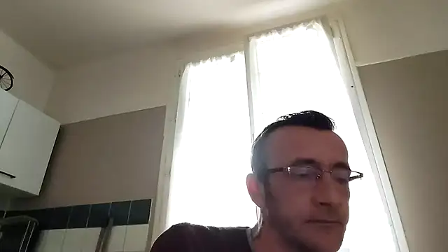 Snapshot of karel511 chatting on 06.17.26 karel511 online show from 06.17.26