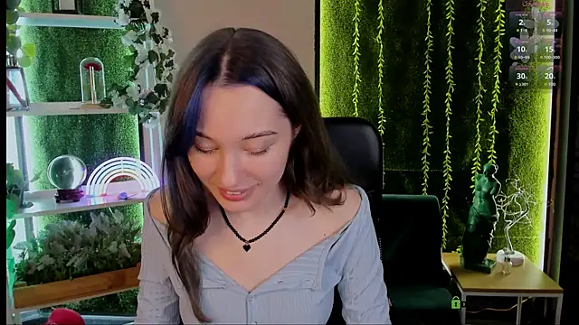 Snapshot of sabina_wul chatting on 07.17.26 sabina wul online show from 07.17.26