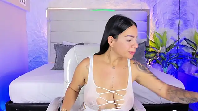 LissaBrown  online show from 06.26.26