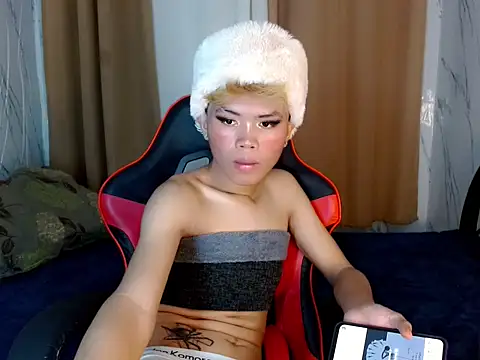 Snapshot of forthydoll chatting on 07.15.26 forthydoll online show from 07.15.26