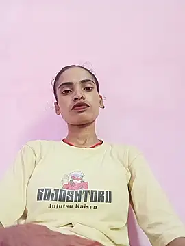 Snapshot of sakebabegam87 chatting on 07.05.26 sakebabegam87 online show from 07.05.26