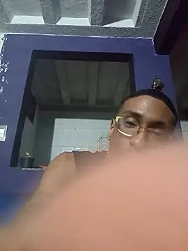 Snapshot of smokepurpxxx chatting on 06.20.26 smokepurpxxx online show from 06.20.26