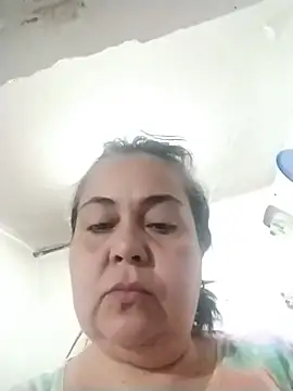 BigAssQueenLatina online show from 06.27.26