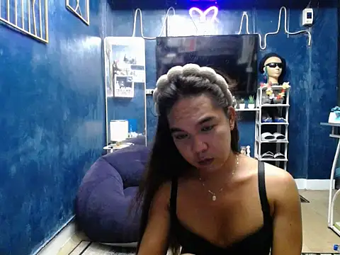 Snapshot of SexyBigButtNegs chatting on 06.21.26 SexyBigButtNegs online show from 06.21.26