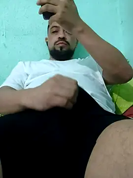 Snapshot of Fdiego19 chatting on 06.23.26 Fdiego19 online show from 06.23.26