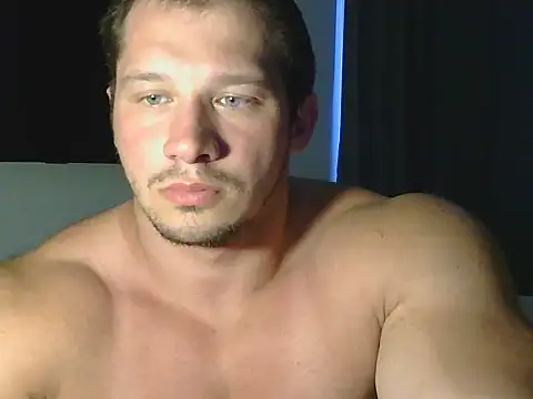 Snapshot of Body_777_ chatting on 07.20.26 Body 777 online show from 07.20.26