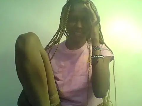 Snapshot of DelteAfriq chatting on 06.26.26 DelteAfriq online show from 06.26.26