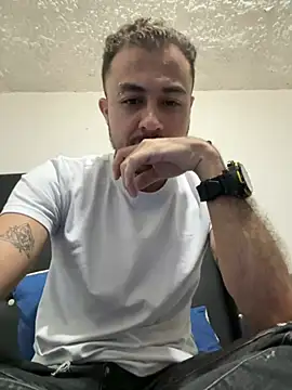 Snapshot of Liam_Brawn chatting on 06.29.26 Liam Brawn online show from 06.29.26