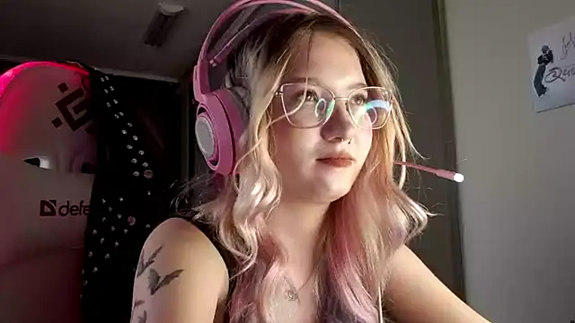 FunnyLila online show from 06.29.26