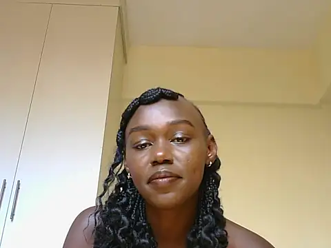 Snapshot of Heliosann chatting on 07.30.26 Heliosann online show from 07.30.26