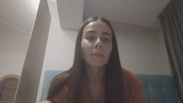 Snapshot of Vanelleda chatting on 07.25.26 Vanelleda online show from 07.25.26