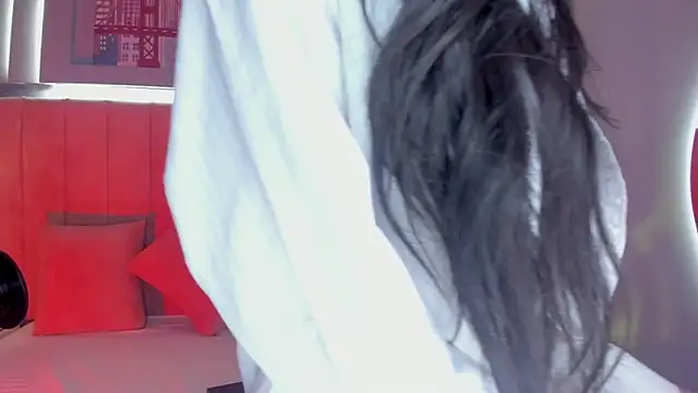 Snapshot of shelley-fox chatting on 07.31.26 shelley-fox online show from 07.31.26