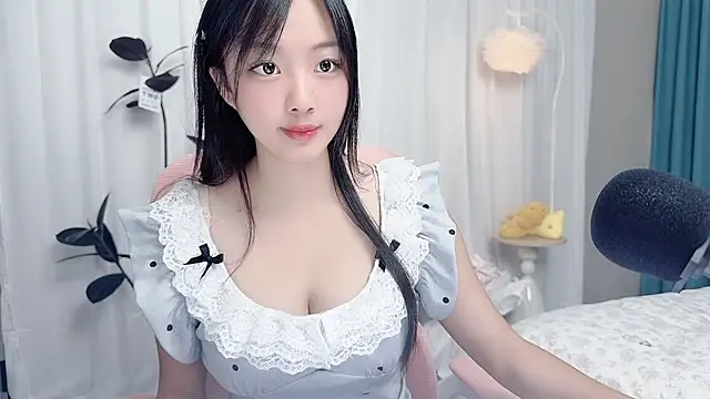 Snapshot of Winnie666999 chatting on 07.24.26 Winnie666999 online show from 07.24.26