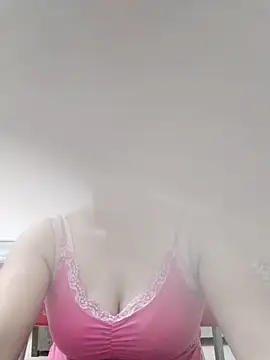 Snapshot of Rri_hot chatting on 06.22.26 Rri hot online show from 06.22.26
