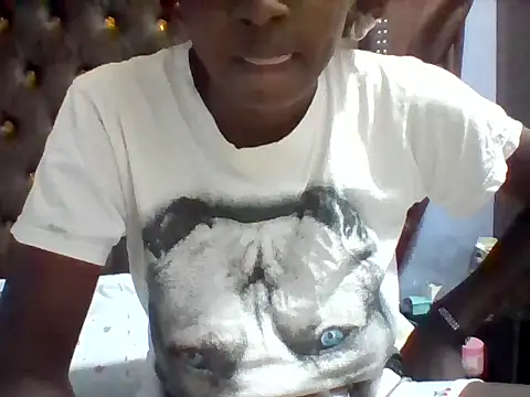 Snapshot of Access-Cute chatting on 06.24.26 Access-Cute online show from 06.24.26