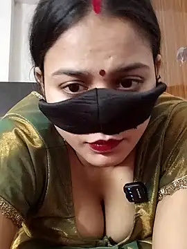 Snapshot of Mummy_jii1 chatting on 07.17.26 Mummy jii1 online show from 07.17.26