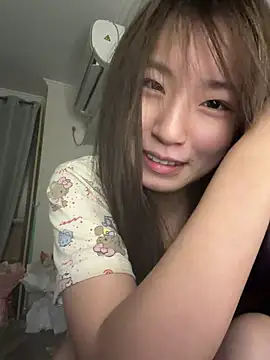 Snapshot of Uugirl00 chatting on 07.25.26 Uugirl00 online show from 07.25.26