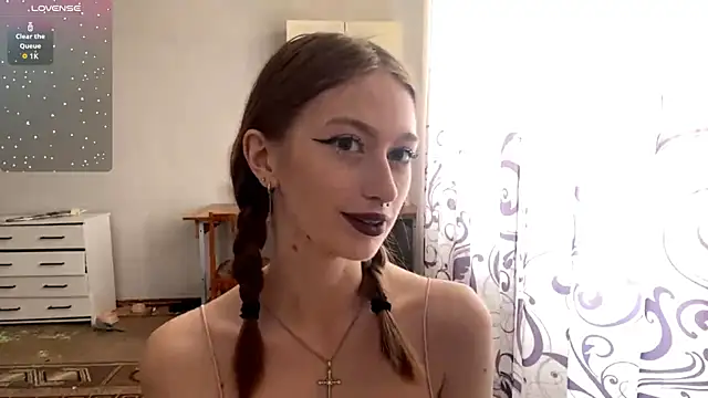 Snapshot of NicoleLouis chatting on 06.22.26 NicoleLouis online show from 06.22.26