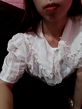 Snapshot of Ola_sexyy chatting on 06.22.26 Ola sexyy online show from 06.22.26