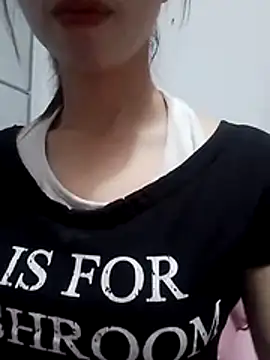 Snapshot of Ola_sexyy chatting on 07.29.26 Ola sexyy online show from 07.29.26