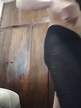 Snapshot of Roisesex1 chatting on 07.25.26 Roisesex1 online show from 07.25.26