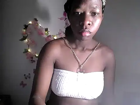 Snapshot of MaliciaRose chatting on 07.02.26 MaliciaRose online show from 07.02.26