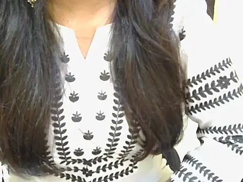 Snapshot of SWEET_Salma chatting on 07.16.26 SWEET Salma online show from 07.16.26