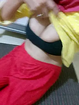 Snapshot of muskan_singh1 chatting on 06.24.26 muskan singh1 online show from 06.24.26