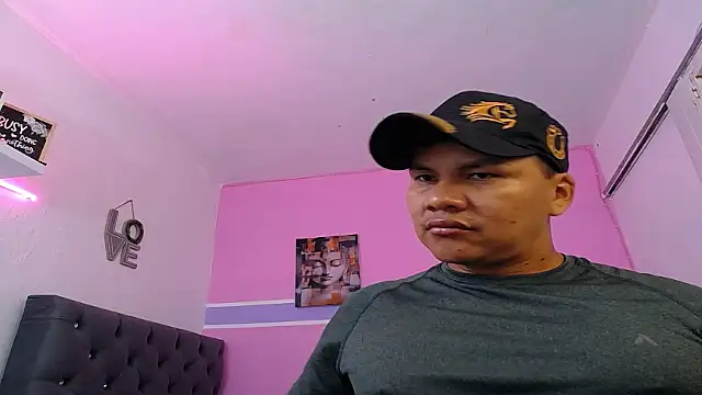 Snapshot of fuego_moro chatting on 06.24.26 fuego moro online show from 06.24.26