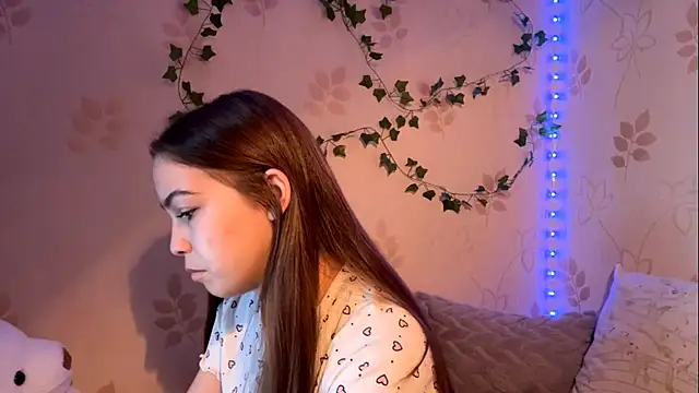 Luna Tendresse online show from 06.28.26