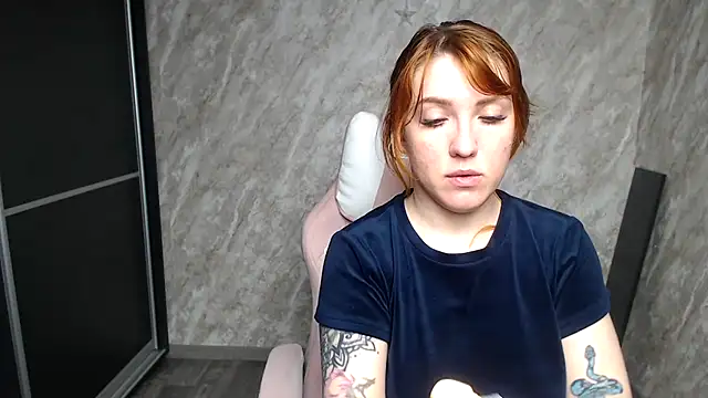 Snapshot of Reginasmilee chatting on 03.07.26 Reginasmilee online show from 03.07.26