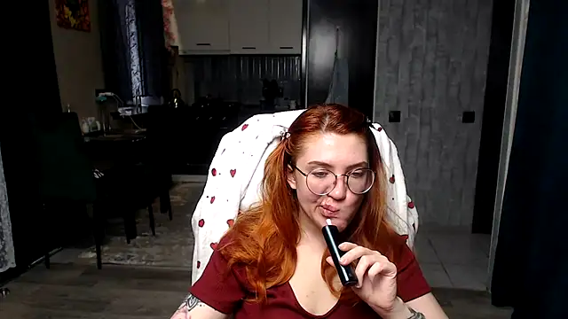 Snapshot of Reginasmilee chatting on 03.27.26 Reginasmilee online show from 03.27.26