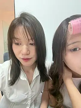 Snapshot of YY-1-1-1 chatting on 07.04.26 YY-1-1-1 online show from 07.04.26