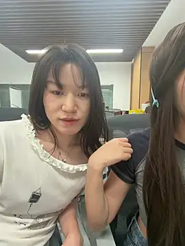 Snapshot of YY-1-1-1 chatting on 07.11.26 YY-1-1-1 online show from 07.11.26