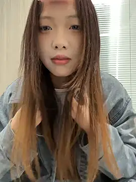 Snapshot of YY-1-1-1 chatting on 07.17.26 YY-1-1-1 online show from 07.17.26
