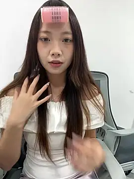 Snapshot of YY-1-1-1 chatting on 07.31.26 YY-1-1-1 online show from 07.31.26