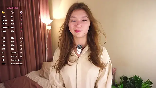 Snapshot of JayneHazelton chatting on 07.18.26 JayneHazelton online show from 07.18.26