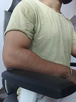 Snapshot of 8inch_hunk19 chatting on 07.21.26 8inch hunk19 online show from 07.21.26