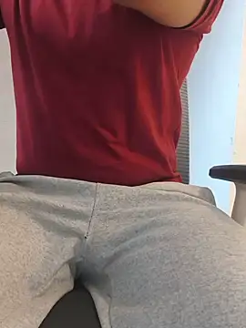 Snapshot of 8inch_hunk19 chatting on 08.09.26 8inch hunk19 online show from 08.09.26