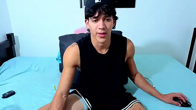 Snapshot of Noah__Dick chatting on 07.05.26 Noah Dick online show from 07.05.26