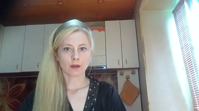 Snapshot of Vexieeka chatting on 07.14.26 Vexieeka online show from 07.14.26