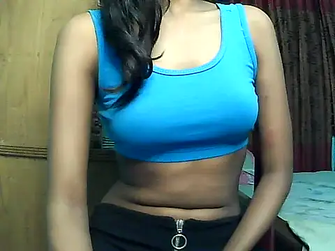 Snapshot of Siyaralove chatting on 06.30.26 Siyaralove online show from 06.30.26