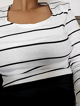 Snapshot of Sapna_120 chatting on 06.30.26 Sapna 120 online show from 06.30.26