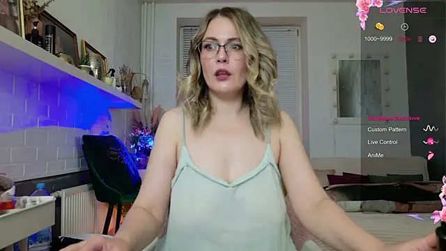 BeautyeyesLovely online show from 12.01.25