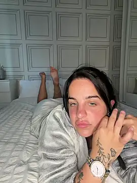 rubylouisess  online show from 06.25.26