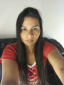Snapshot of Emily_Holmos chatting on 06.27.26 Emily Holmos online show from 06.27.26